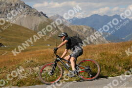 Photo #2673162 | 16-08-2022 15:12 | Passo Dello Stelvio - Peak BICYCLES