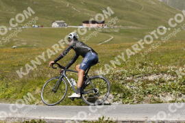 Foto #3531638 | 18-07-2023 13:47 | Passo Dello Stelvio - die Spitze BICYCLES