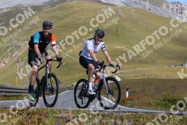Foto #3828882 | 12-08-2023 09:44 | Passo Dello Stelvio - die Spitze BICYCLES