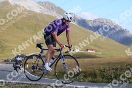Foto #4033508 | 23-08-2023 09:13 | Passo Dello Stelvio - die Spitze BICYCLES