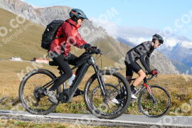 Foto #4299280 | 24-09-2023 09:59 | Passo Dello Stelvio - die Spitze BICYCLES