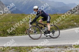 Photo #3595864 | 27-07-2023 14:19 | Passo Dello Stelvio - Peak BICYCLES