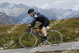 Photo #3695737 | 02-08-2023 11:50 | Passo Dello Stelvio - Peak BICYCLES