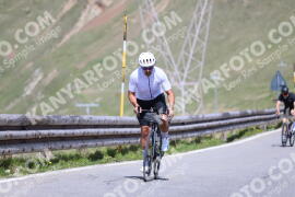 Photo #3170805 | 19-06-2023 11:23 | Passo Dello Stelvio - Peak BICYCLES