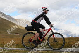 Photo #4296268 | 20-09-2023 12:27 | Passo Dello Stelvio - Peak BICYCLES