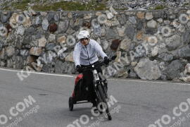 Fotó #3721537 | 04-08-2023 11:36 | Passo Dello Stelvio - Vízesés kanyar Bicajosok