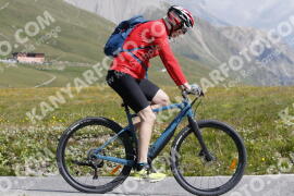 Photo #3509704 | 17-07-2023 10:45 | Passo Dello Stelvio - Peak BICYCLES