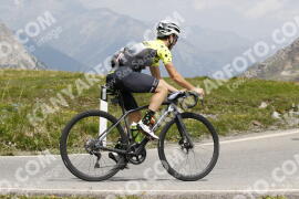 Photo #3289364 | 29-06-2023 12:27 | Passo Dello Stelvio - Peak BICYCLES