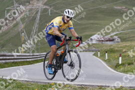 Photo #3265332 | 28-06-2023 12:35 | Passo Dello Stelvio - Peak BICYCLES