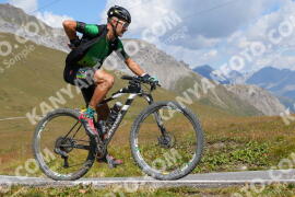 Photo #3912649 | 16-08-2023 12:12 | Passo Dello Stelvio - Peak BICYCLES