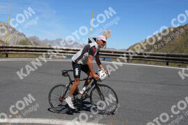 Photo #2730273 | 24-08-2022 12:55 | Passo Dello Stelvio - Peak BICYCLES