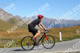 Photo #2697362 | 21-08-2022 11:12 | Passo Dello Stelvio - Peak BICYCLES