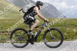 Photo #3378087 | 08-07-2023 09:54 | Passo Dello Stelvio - Peak BICYCLES