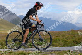 Foto #3872569 | 14-08-2023 10:28 | Passo Dello Stelvio - die Spitze BICYCLES