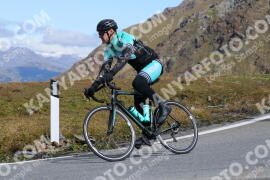 Foto #4299491 | 24-09-2023 12:00 | Passo Dello Stelvio - die Spitze BICYCLES