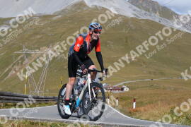 Photo #4135868 | 03-09-2023 11:00 | Passo Dello Stelvio - Peak BICYCLES