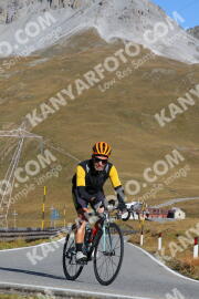 Photo #4296009 | 20-09-2023 09:38 | Passo Dello Stelvio - Peak BICYCLES
