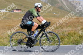 Photo #2736377 | 25-08-2022 11:36 | Passo Dello Stelvio - Peak BICYCLES