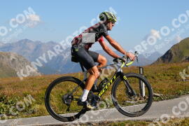 Foto #3910165 | 16-08-2023 10:01 | Passo Dello Stelvio - die Spitze BICYCLES