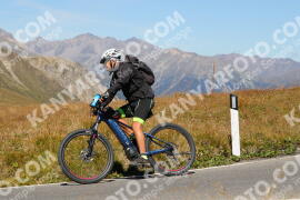 Photo #2732214 | 24-08-2022 13:16 | Passo Dello Stelvio - Peak BICYCLES