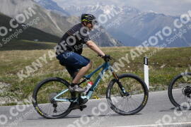 Photo #3170476 | 19-06-2023 12:05 | Passo Dello Stelvio - Peak BICYCLES