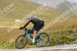 Photo #3931913 | 18-08-2023 10:48 | Passo Dello Stelvio - Peak BICYCLES