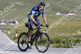 Foto #3509492 | 17-07-2023 10:08 | Passo Dello Stelvio - die Spitze BICYCLES