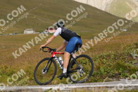 Photo #3932692 | 18-08-2023 11:21 | Passo Dello Stelvio - Peak BICYCLES