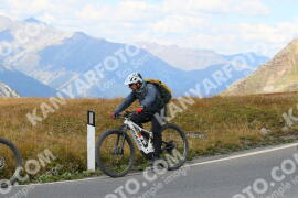Photo #2756935 | 26-08-2022 14:42 | Passo Dello Stelvio - Peak BICYCLES