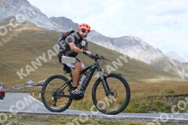 Photo #4296428 | 20-09-2023 13:07 | Passo Dello Stelvio - Peak BICYCLES