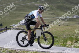 Photo #3215041 | 24-06-2023 16:50 | Passo Dello Stelvio - Peak BICYCLES