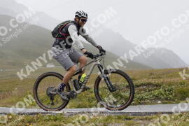 Foto #3731656 | 06-08-2023 13:29 | Passo Dello Stelvio - die Spitze BICYCLES