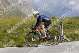 Photo #3460701 | 15-07-2023 11:03 | Passo Dello Stelvio - Peak BICYCLES