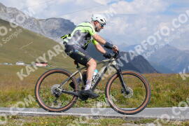 Photo #3894716 | 15-08-2023 11:18 | Passo Dello Stelvio - Peak BICYCLES