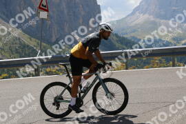Photo #2575960 | 10-08-2022 13:36 | Gardena Pass BICYCLES