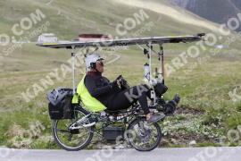 Photo #3199592 | 23-06-2023 12:15 | Passo Dello Stelvio - Peak BICYCLES