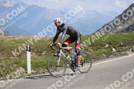 Photo #3170616 | 19-06-2023 10:55 | Passo Dello Stelvio - Peak BICYCLES