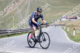 Photo #3170646 | 19-06-2023 11:03 | Passo Dello Stelvio - Peak BICYCLES