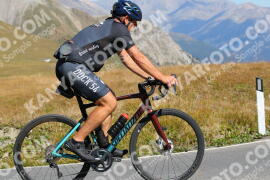 Photo #2736276 | 25-08-2022 11:23 | Passo Dello Stelvio - Peak BICYCLES