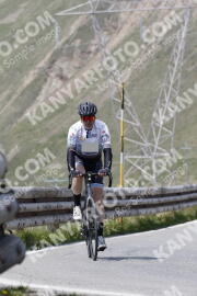 Photo #3156644 | 18-06-2023 13:39 | Passo Dello Stelvio - Peak BICYCLES