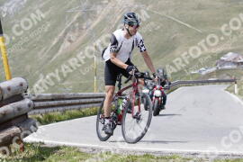 Photo #3156266 | 18-06-2023 13:30 | Passo Dello Stelvio - Peak BICYCLES