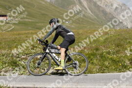 Photo #3530241 | 18-07-2023 13:01 | Passo Dello Stelvio - Peak BICYCLES