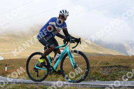 Photo #4263915 | 16-09-2023 11:31 | Passo Dello Stelvio - Peak BICYCLES