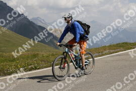 Foto #3421505 | 11-07-2023 10:38 | Passo Dello Stelvio - die Spitze BICYCLES