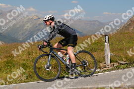 Photo #3966161 | 19-08-2023 14:02 | Passo Dello Stelvio - Peak BICYCLES