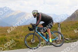 Photo #3931906 | 18-08-2023 10:48 | Passo Dello Stelvio - Peak BICYCLES
