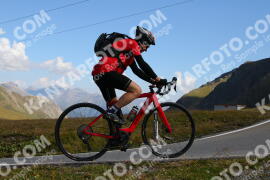 Photo #3910532 | 16-08-2023 10:35 | Passo Dello Stelvio - Peak BICYCLES