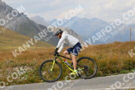 Photo #2682046 | 17-08-2022 15:26 | Passo Dello Stelvio - Peak BICYCLES