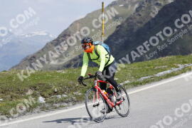 Photo #3124597 | 17-06-2023 12:00 | Passo Dello Stelvio - Peak BICYCLES