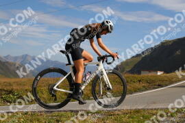 Photo #3919136 | 17-08-2023 09:30 | Passo Dello Stelvio - Peak BICYCLES